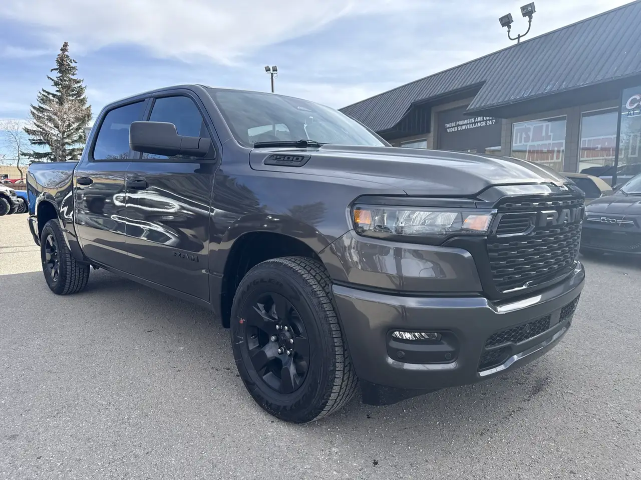 RAM 1500 снимка RAM 1500