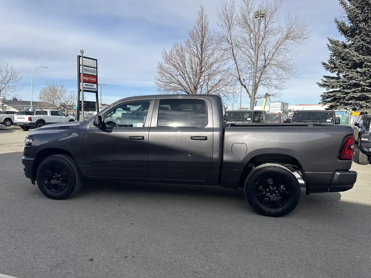 RAM 1500 снимка RAM 1500
