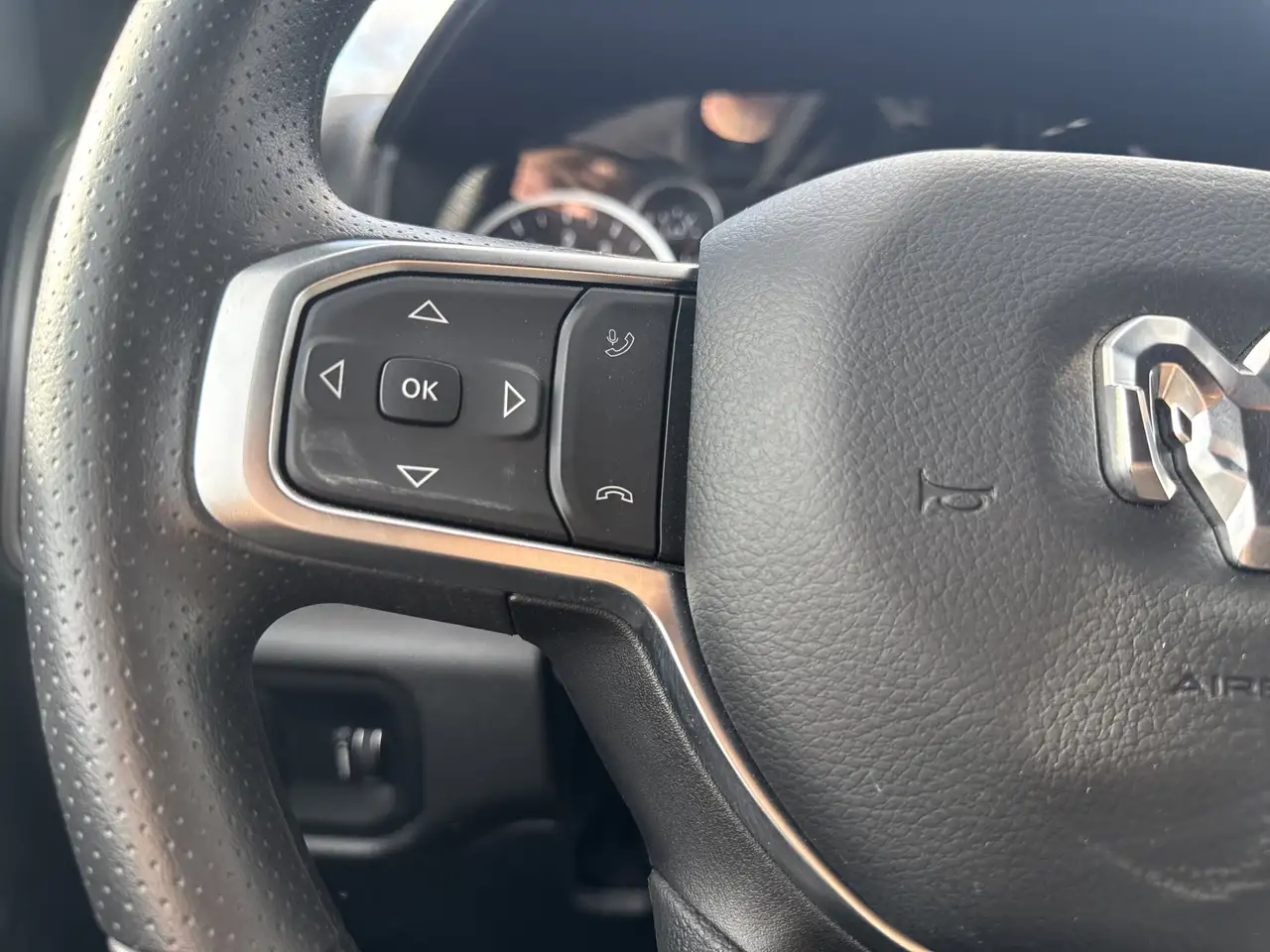 RAM 1500 снимка RAM 1500