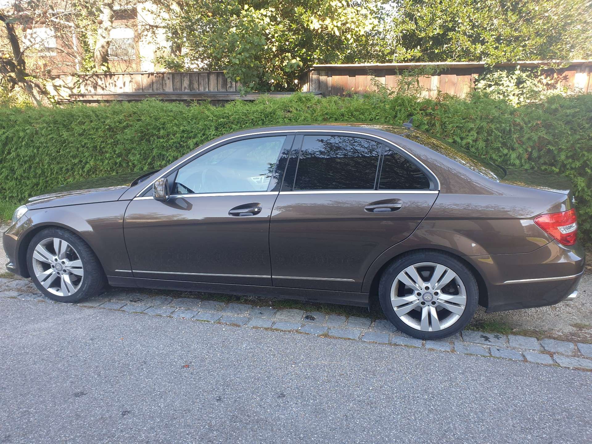 Second hand Mercedes Benz C-Class 