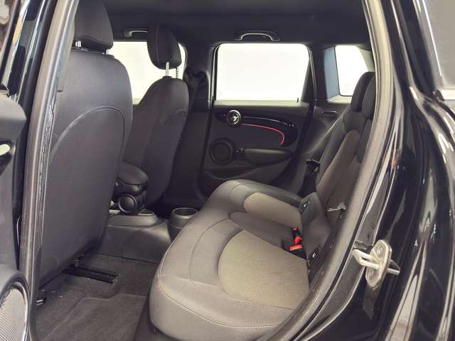 MINI One — photo 15