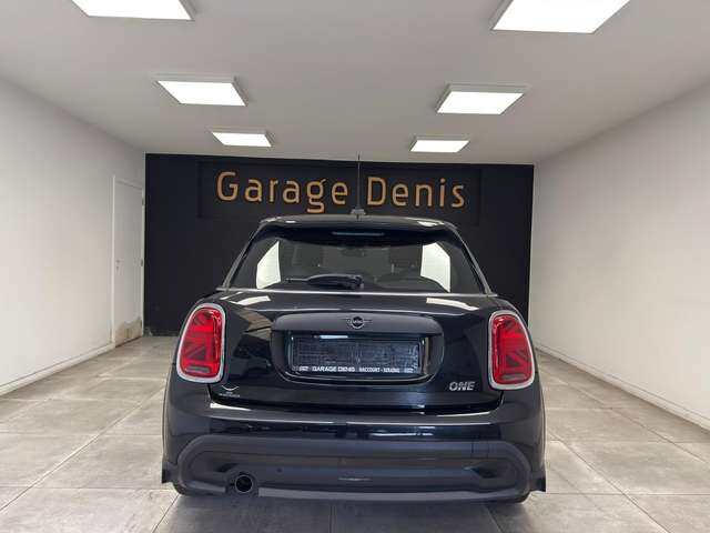 MINI One — photo 7