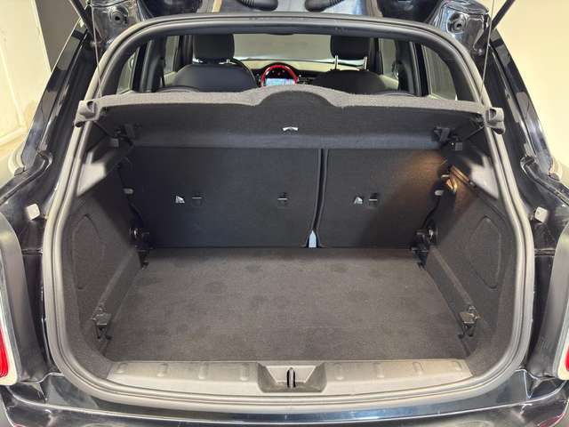 MINI One — photo 16