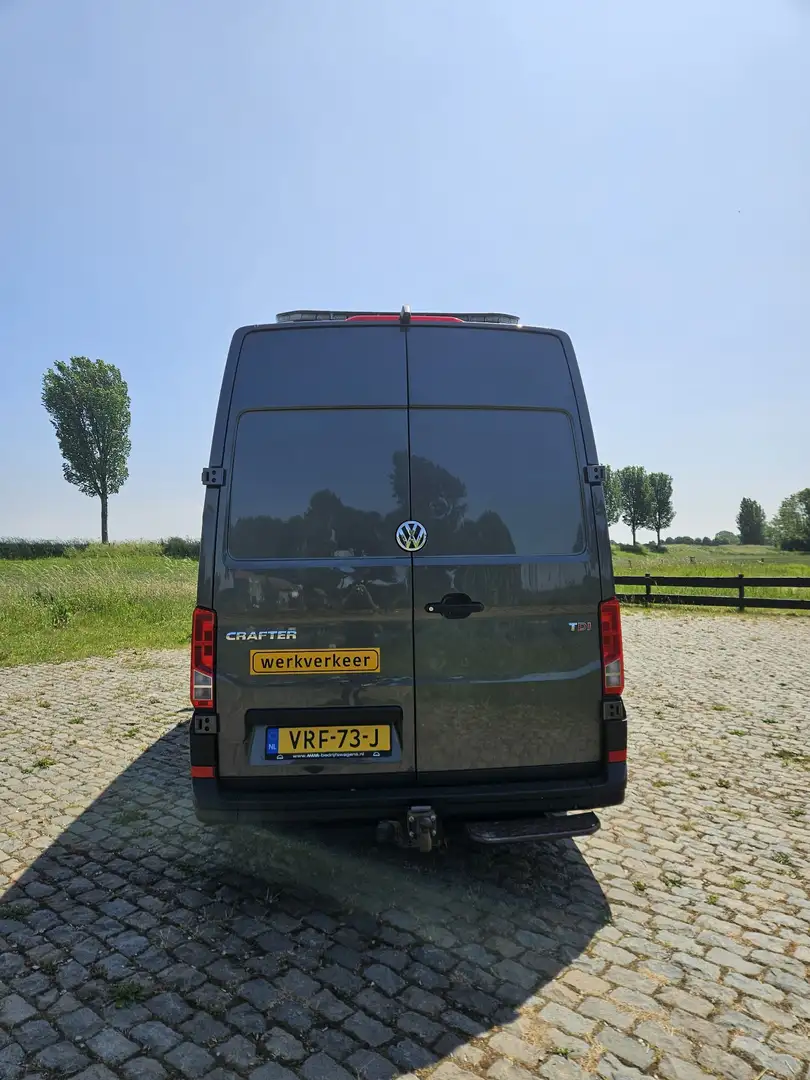 Volkswagen Crafter 35 2.0 TDI L3H3 Co Grijs - 2