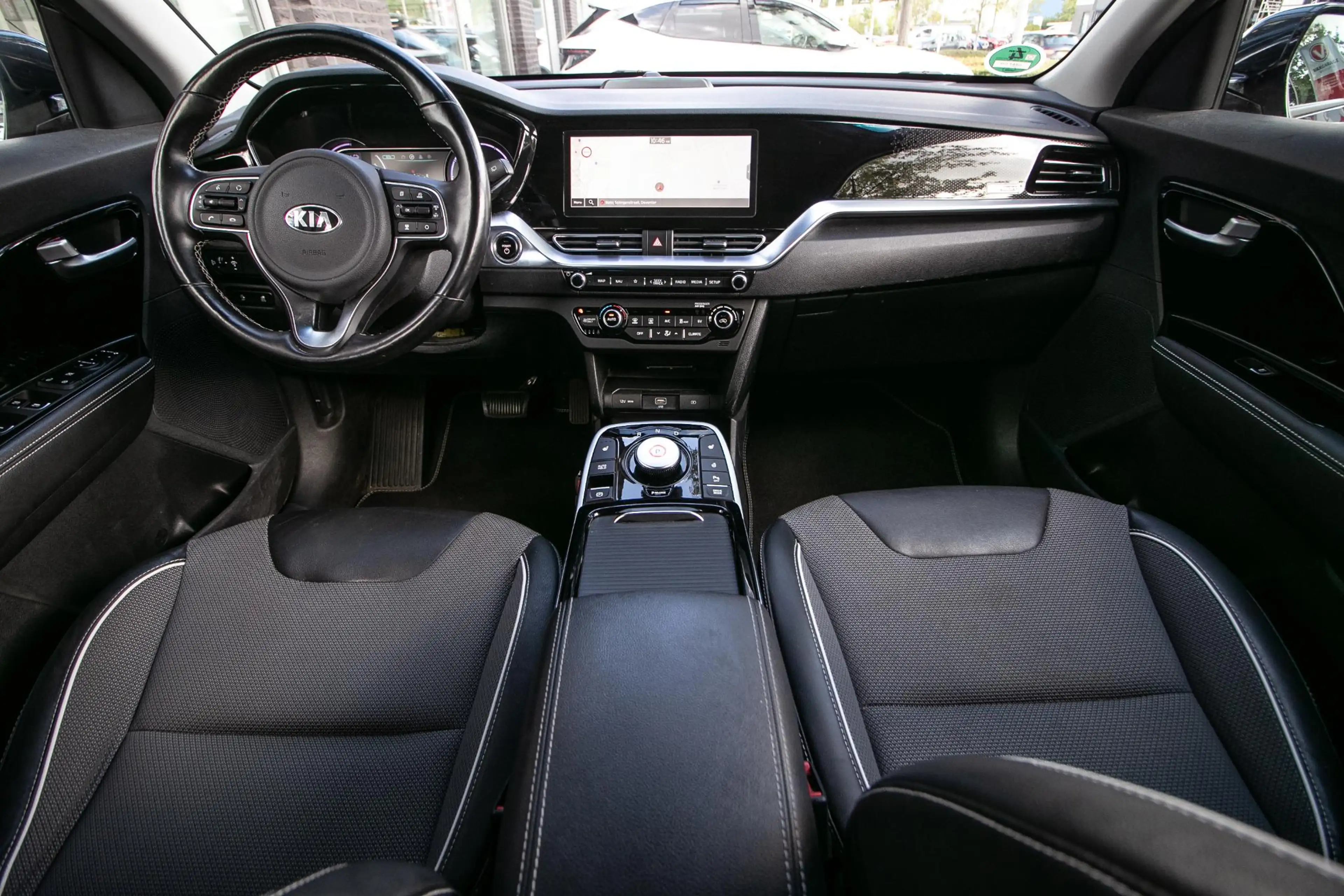 Kia e-Niro DynamicLine 64 kWh — photo 13