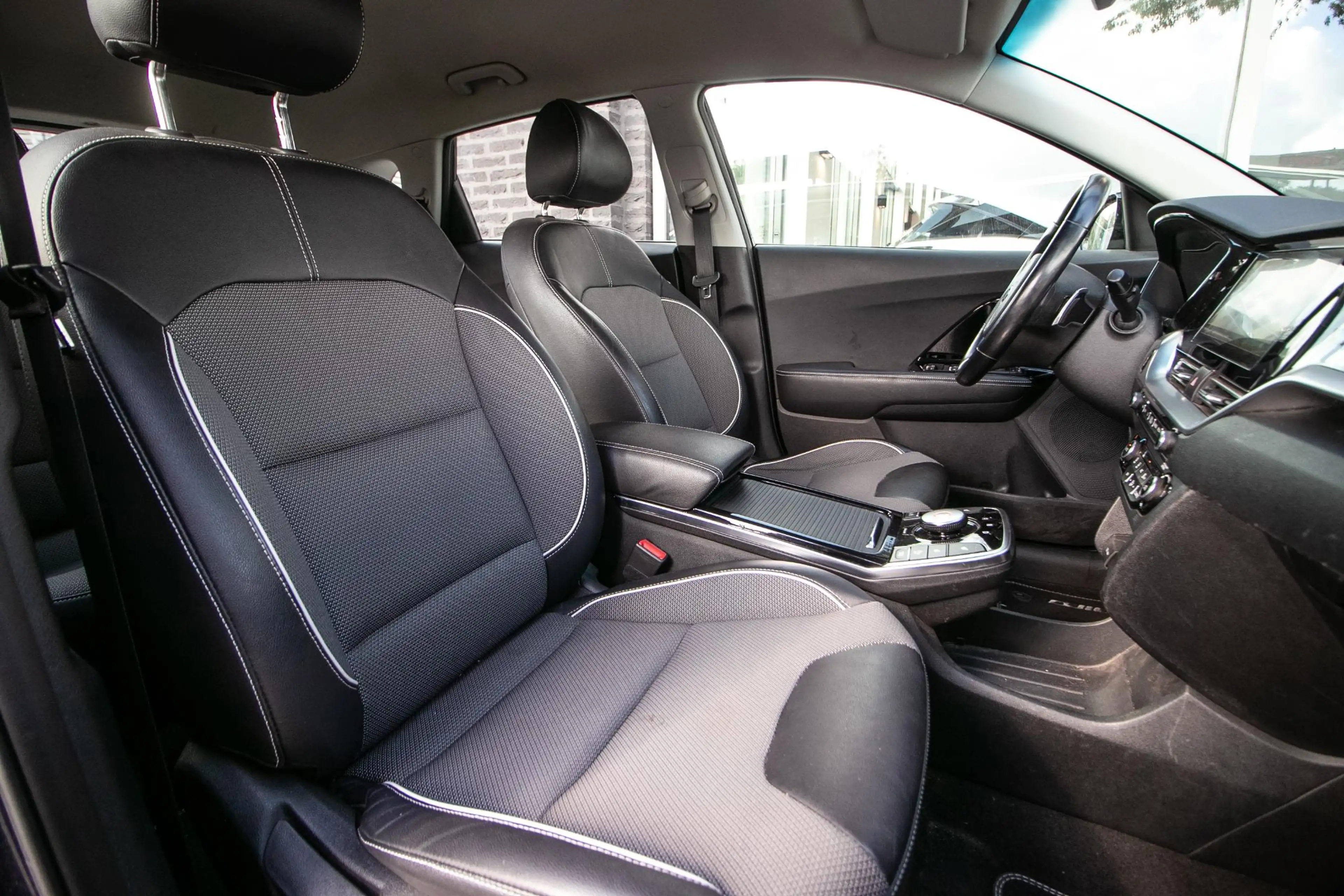 Kia e-Niro DynamicLine 64 kWh — photo 5
