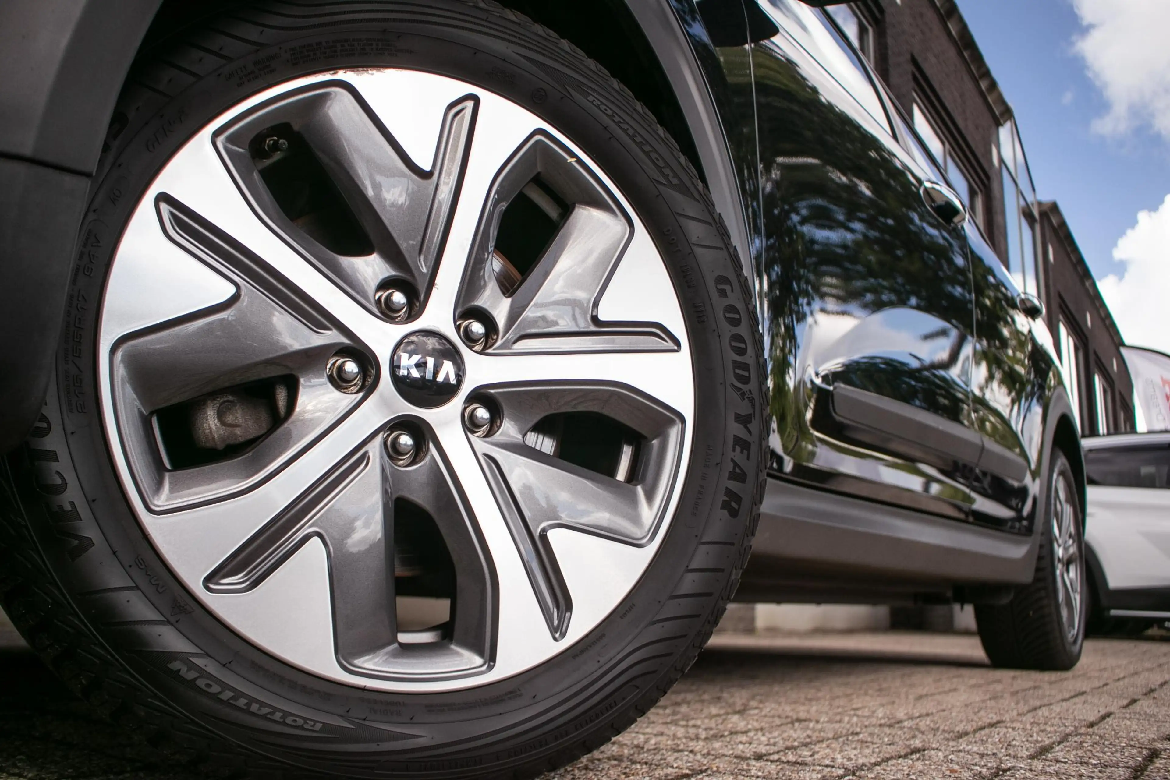 Kia e-Niro DynamicLine 64 kWh — photo 12