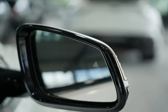 BMW 1 Series view 12