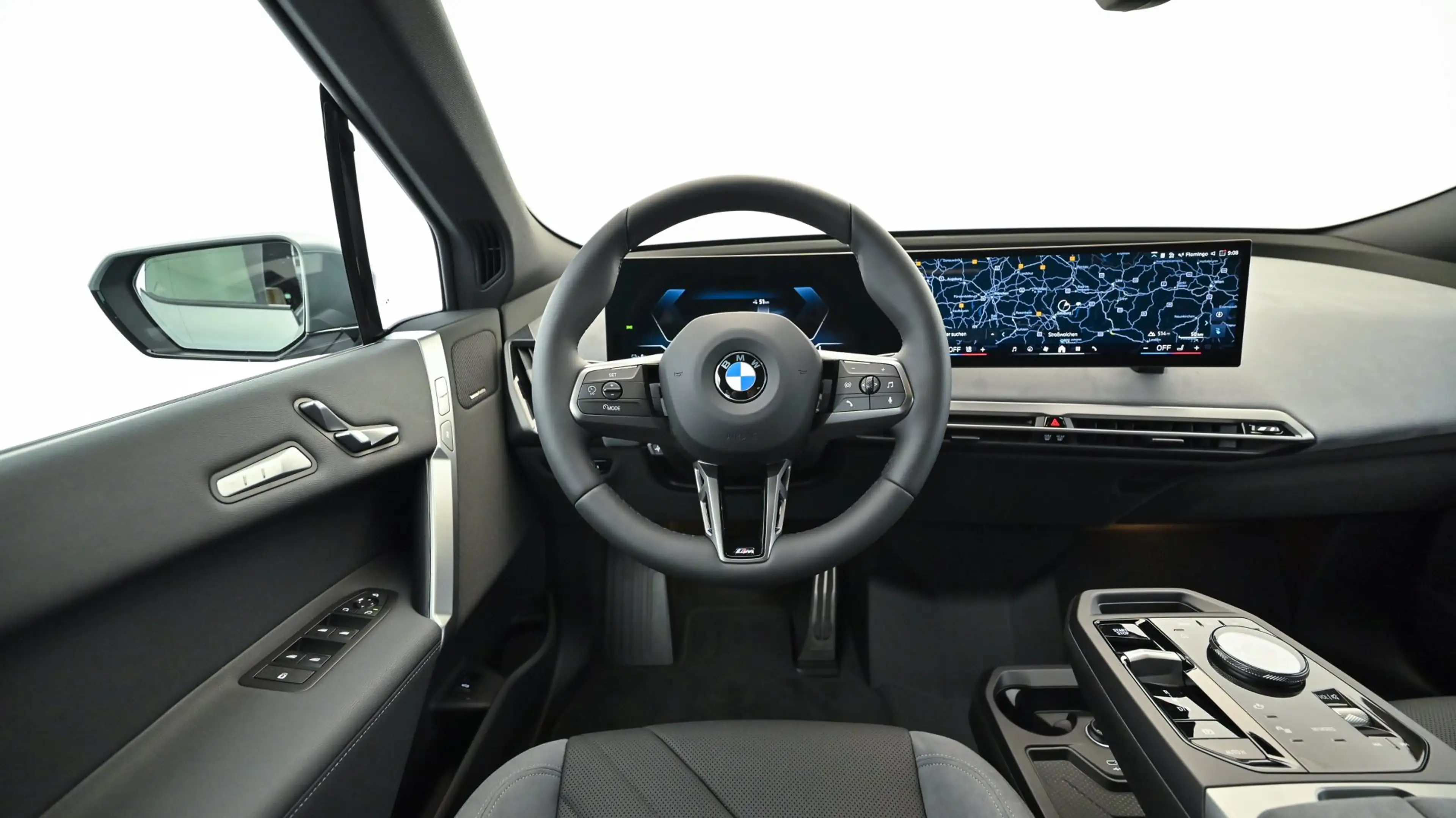BMW iX xDrive45 *M-Paket Pro/AHK/Soft Close/Sitzlüftung/H&K Sound/Innovationspaket/DA-Prof./Adapt. LED* — photo 15