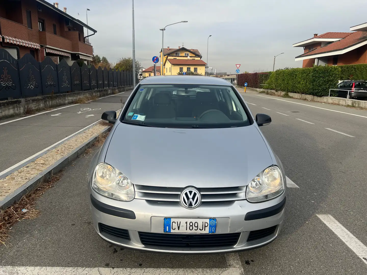 Volkswagen Golf 5p 1.6 Comfortline - 2
