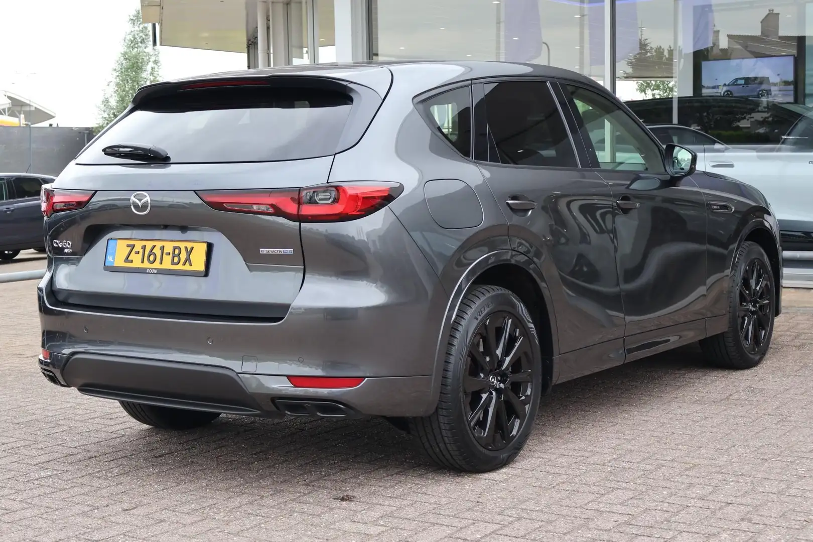 Mazda CX-60 2.5 e-SkyActiv 328pk PHEV Takumi | Leder | Stoel m Grijs - 2