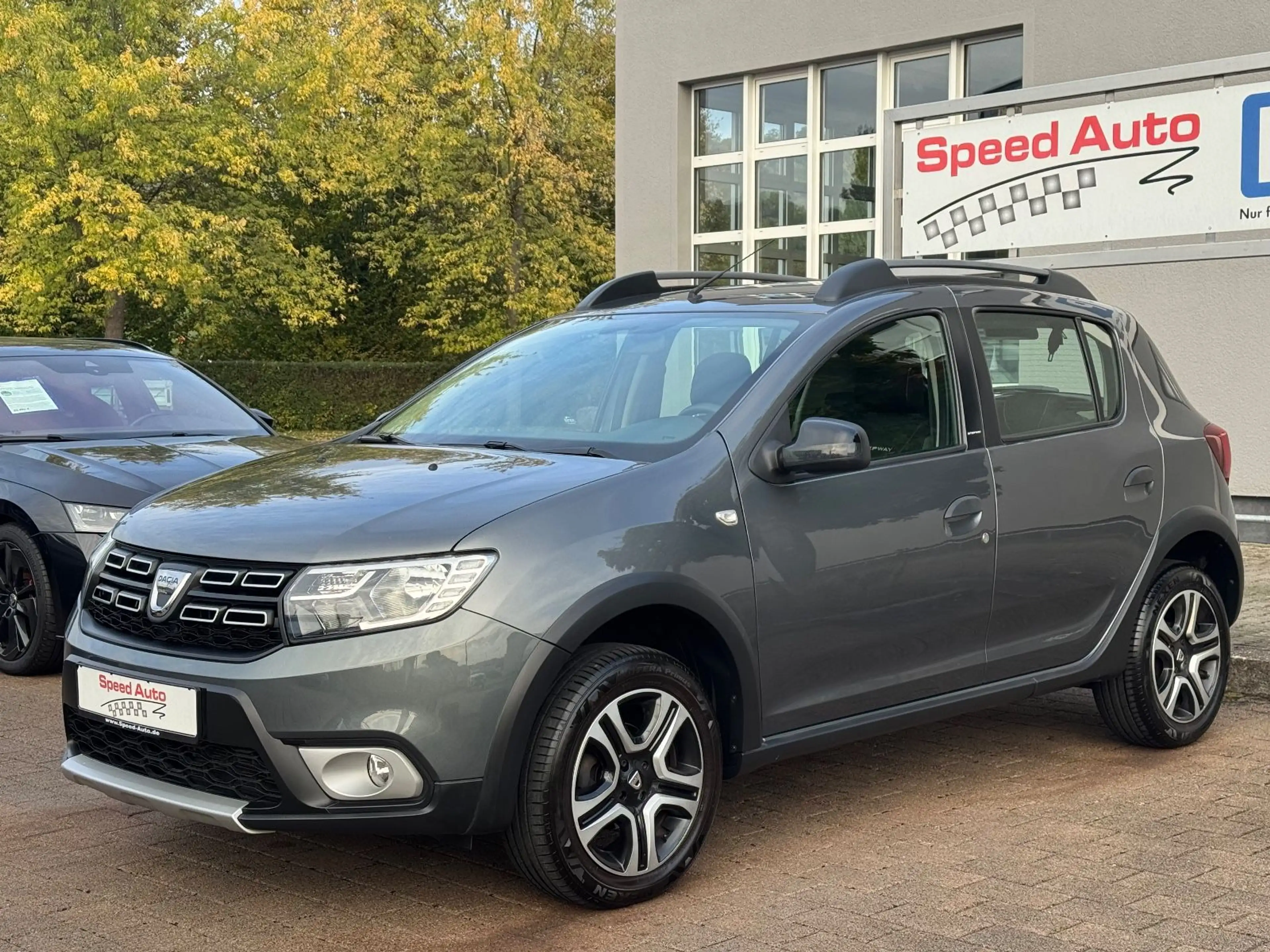 Dacia Sandero II Stepway Celebration/NAVI/PDC/1.HAND — photo 2