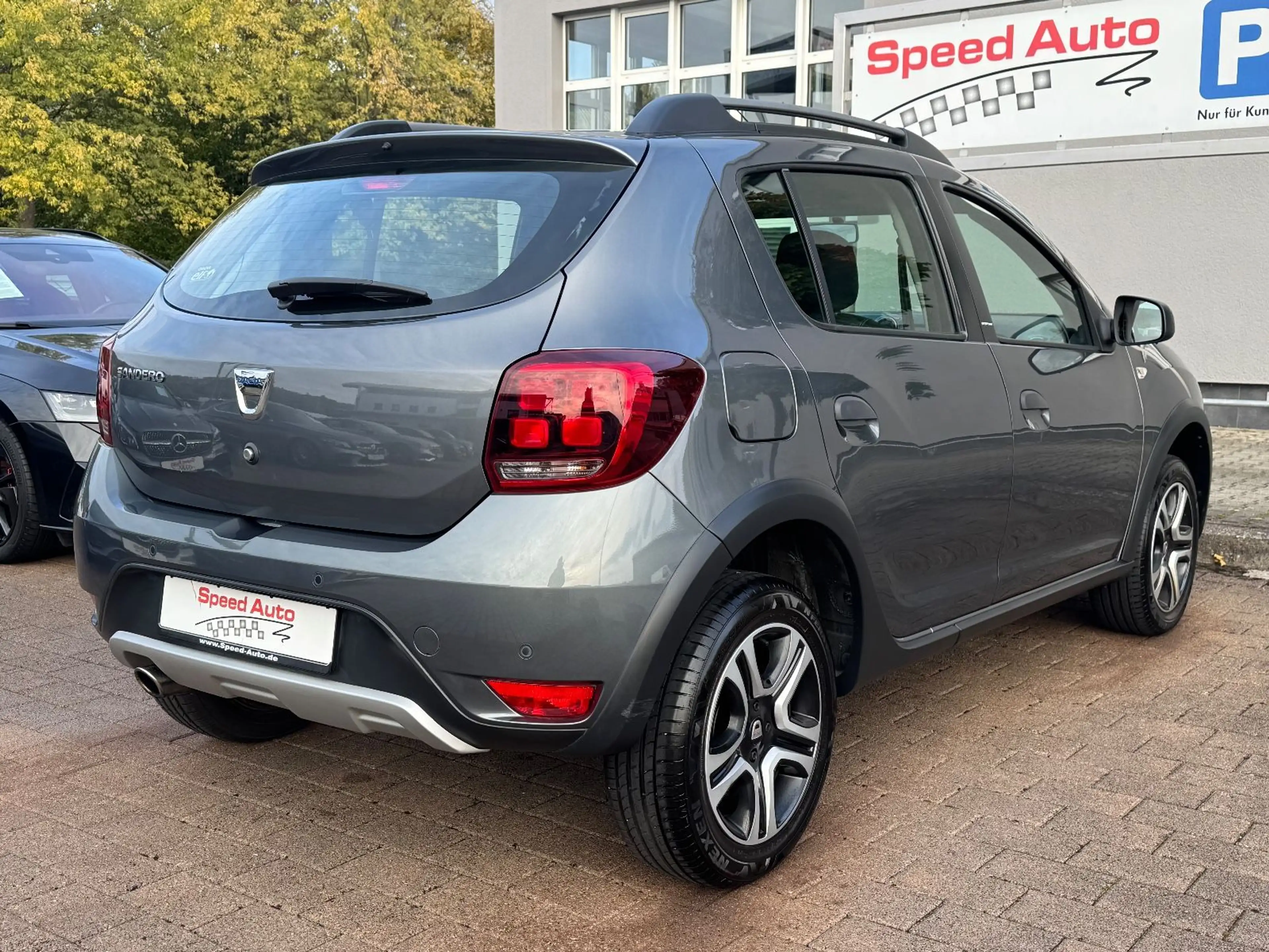 Dacia Sandero II Stepway Celebration/NAVI/PDC/1.HAND — photo 9