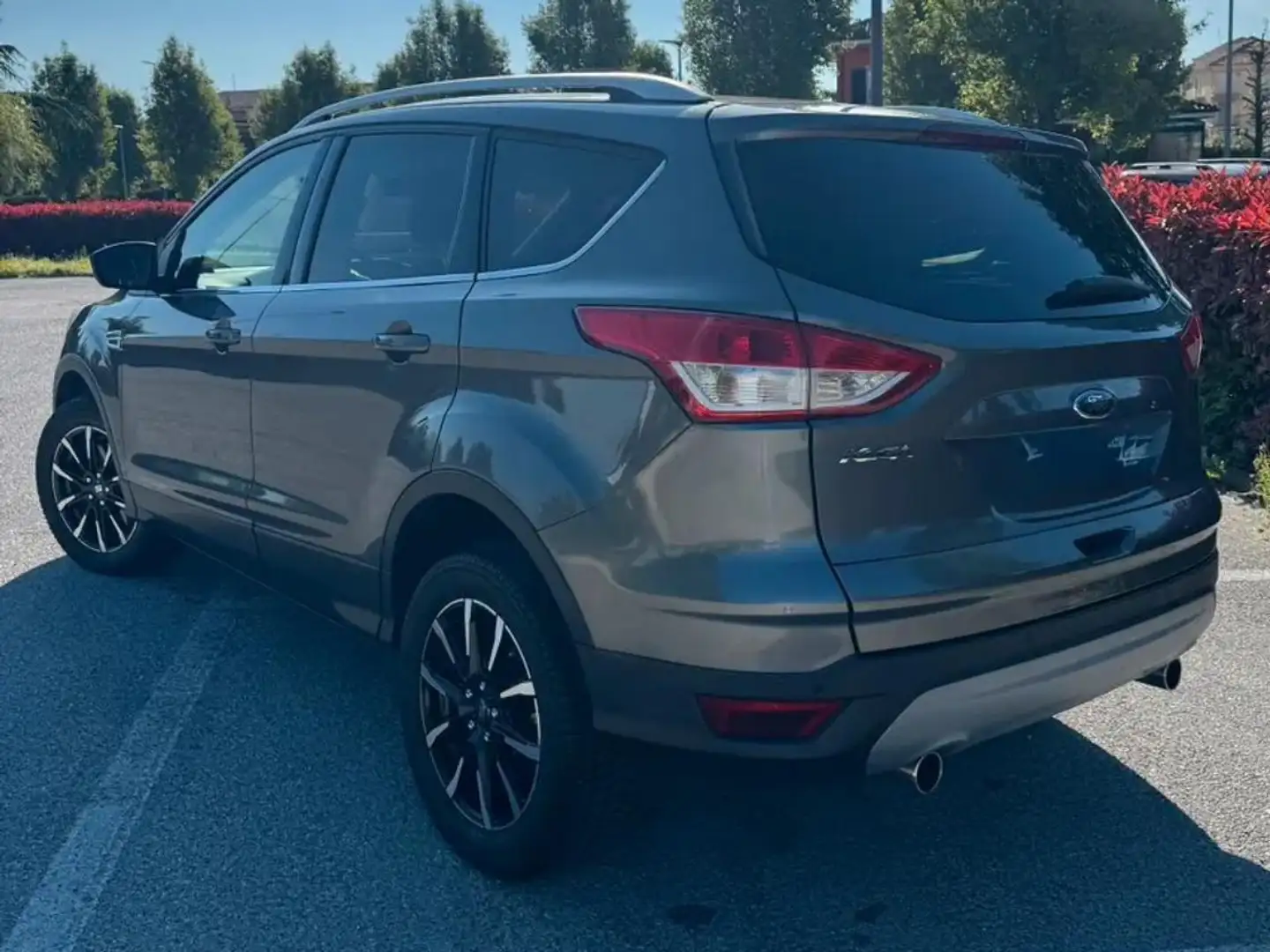 Ford Kuga Kuga II 2013 2.0 tdci Titanium 4wd 140cv Grigio - 1