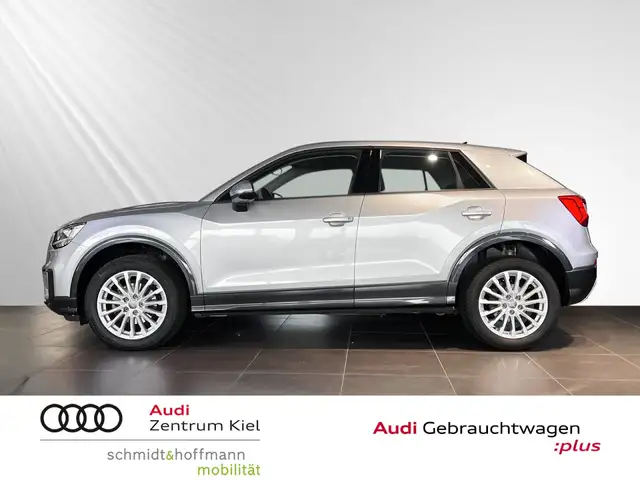 Audi Q2 view 3