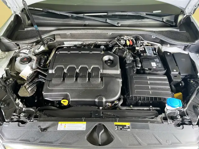 Audi Q2 view 11