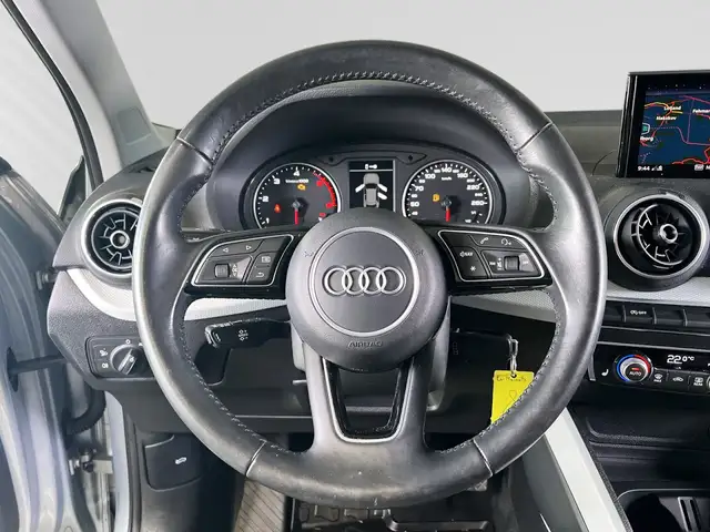 Audi Q2 view 13