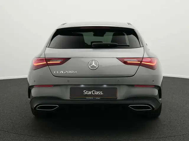 Mercedes-Benz Cla Class view 4