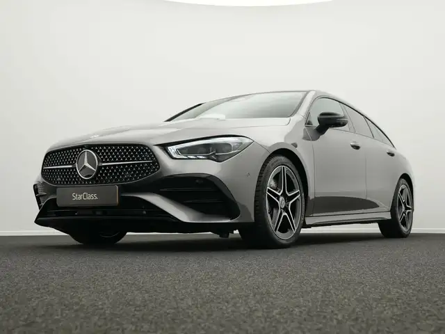 Mercedes-Benz Cla Class view 10