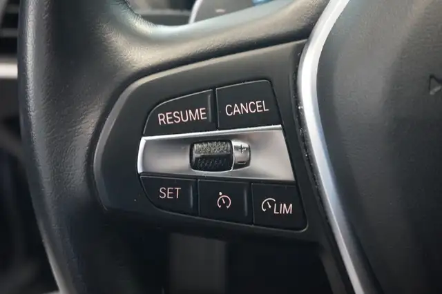 BMW 3 Series view 12