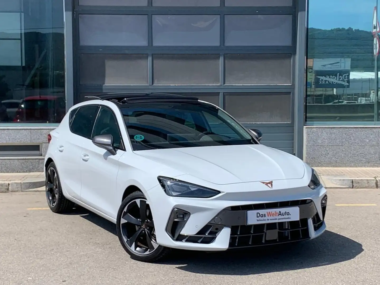 CUPRA Leon 1.5 TSI 110kW (150CV) Weiß - 2