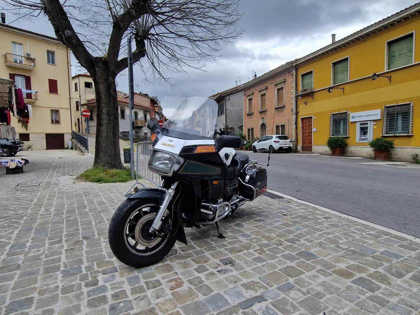 Honda GL 1200 Grün - 1