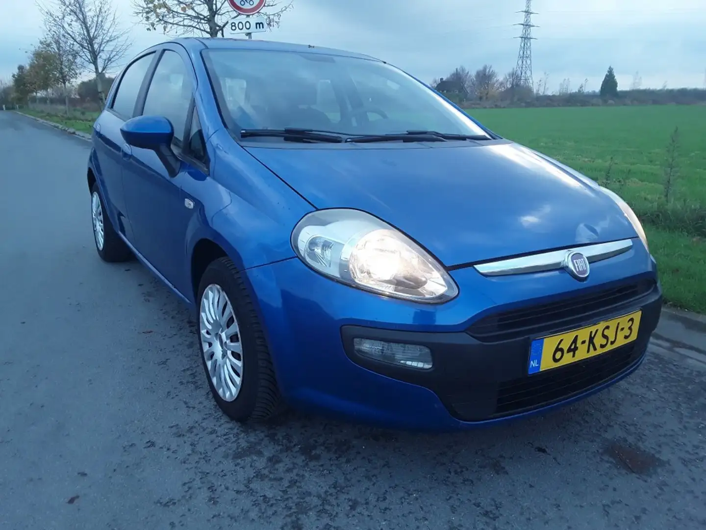 Fiat Punto 1.4 DYNAMIC Bleu - 2