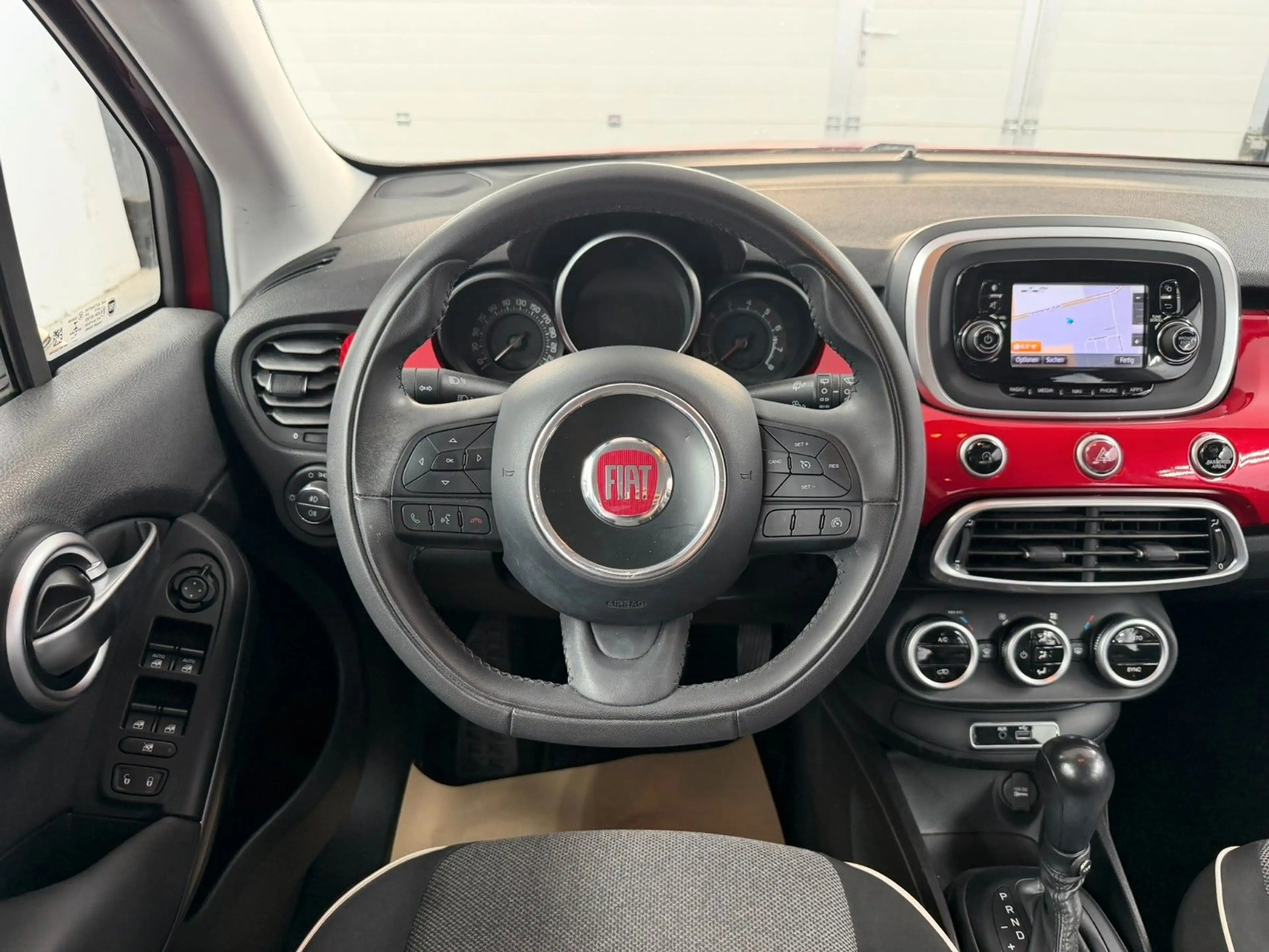 Fiat 500X Pop Star MFL KLIMA NAVI PDC TEMPOMAT — photo 15