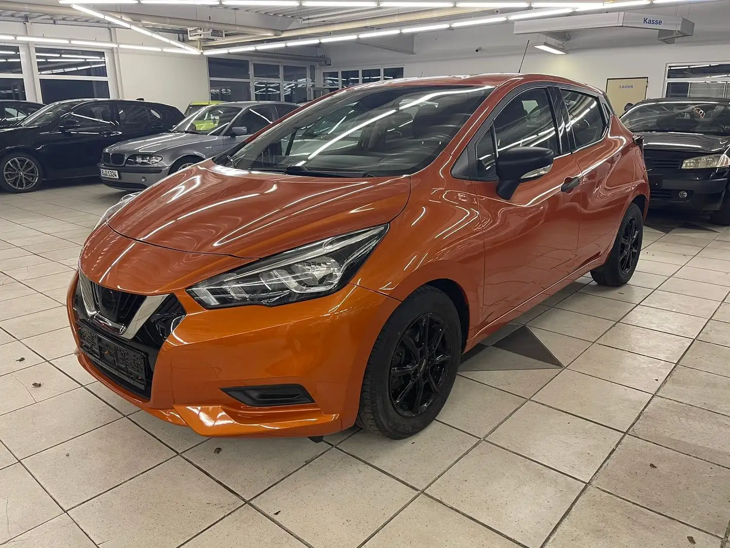 Nissan Micra Visia Bronze - 1