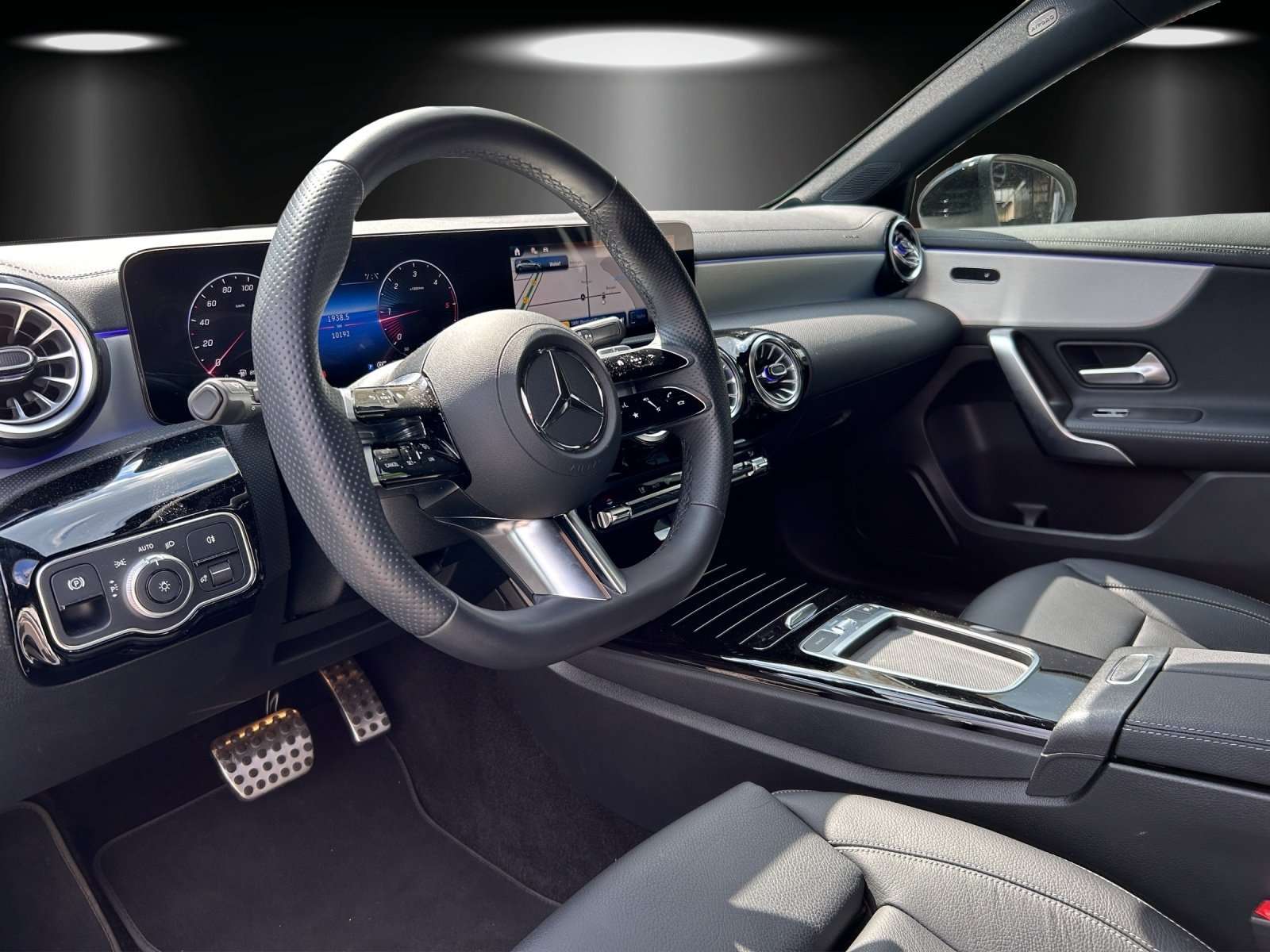 Mercedes-Benz A 220