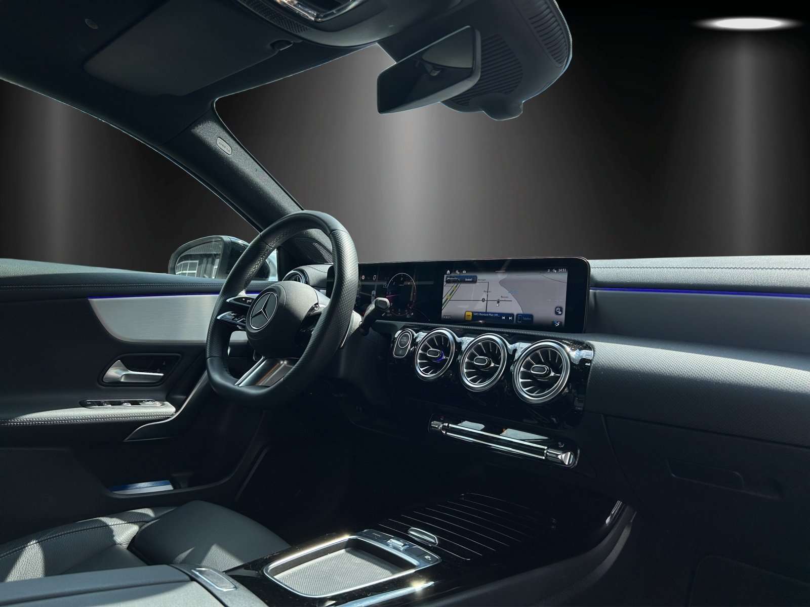 Mercedes-Benz A 220