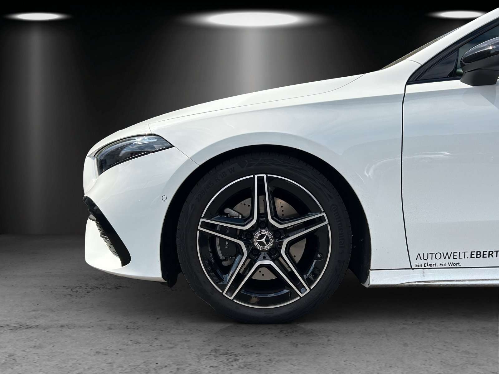Mercedes-Benz A 220