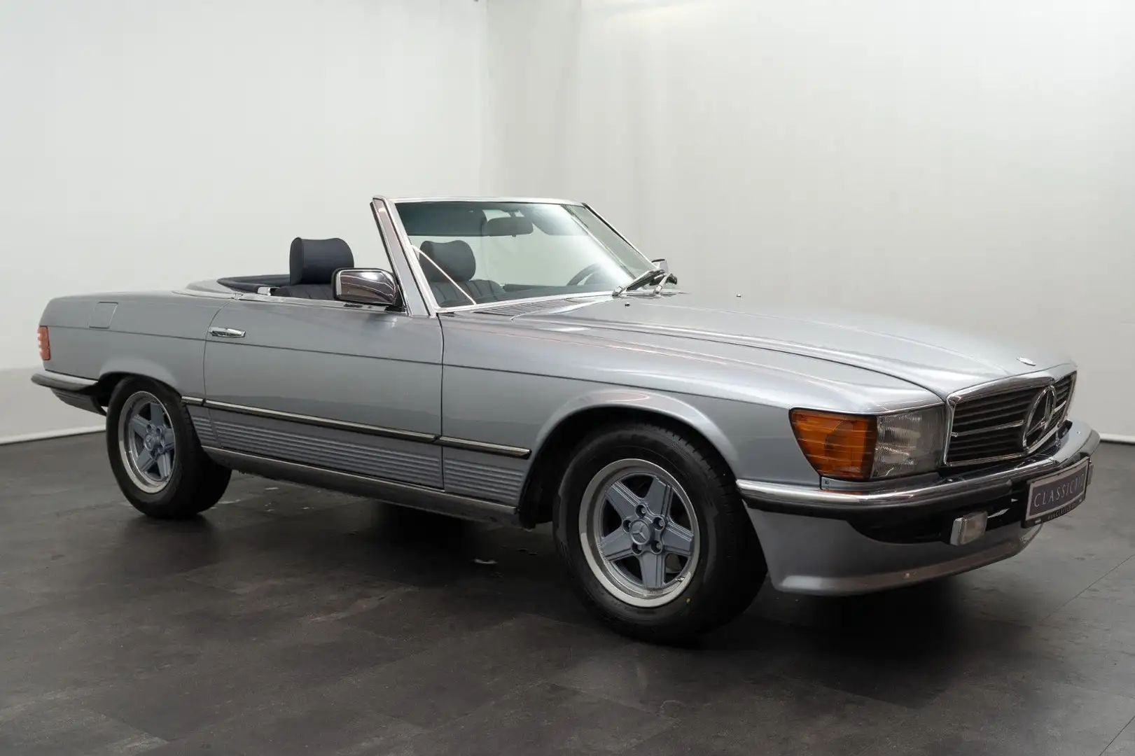 Mercedes-Benz 280 SL (R107) Silber - 2