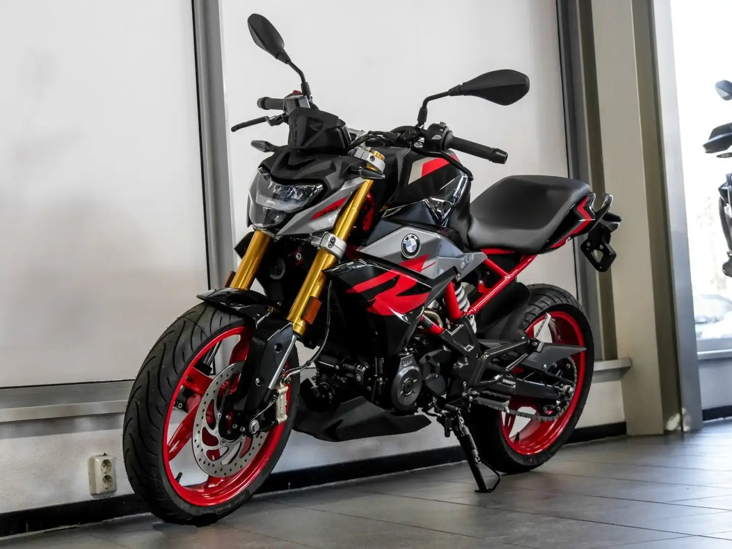 BMW G 310 R LED ABS Grau - 2