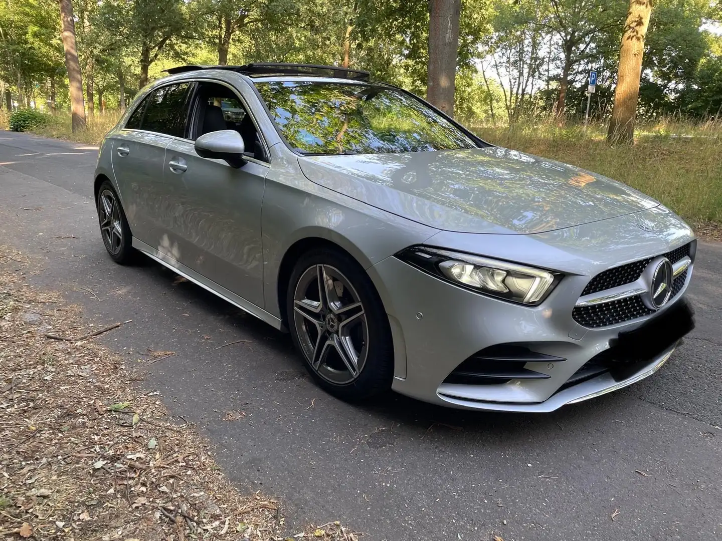 Mercedes-Benz A 220 d 8G-DCT AMG Line Argent - 2
