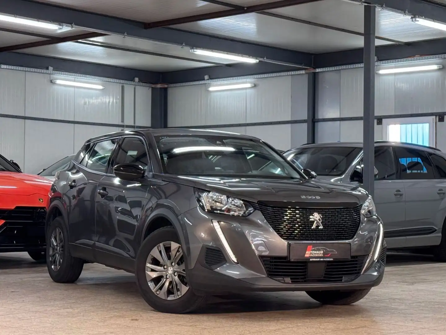 Peugeot 2008 Active Pack LED*DAB*SPUR*1.HAND Grau - 1