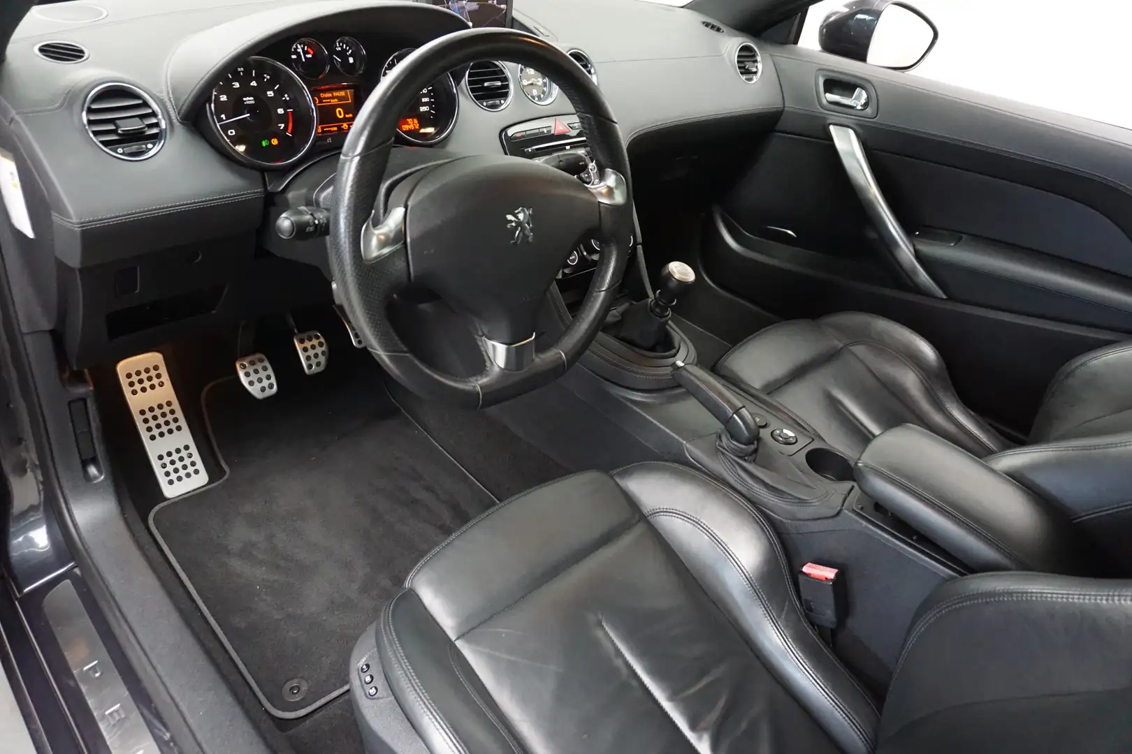 Peugeot RCZ 1.6 THP Limited Edition XENON LEER JBL NAVI CRUISE Grau - 2