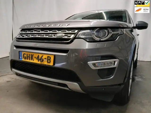 Land Rover Discovery Sport 2.0 Si4 4WD SE - Airco - Frontschade Rechter Zijsc