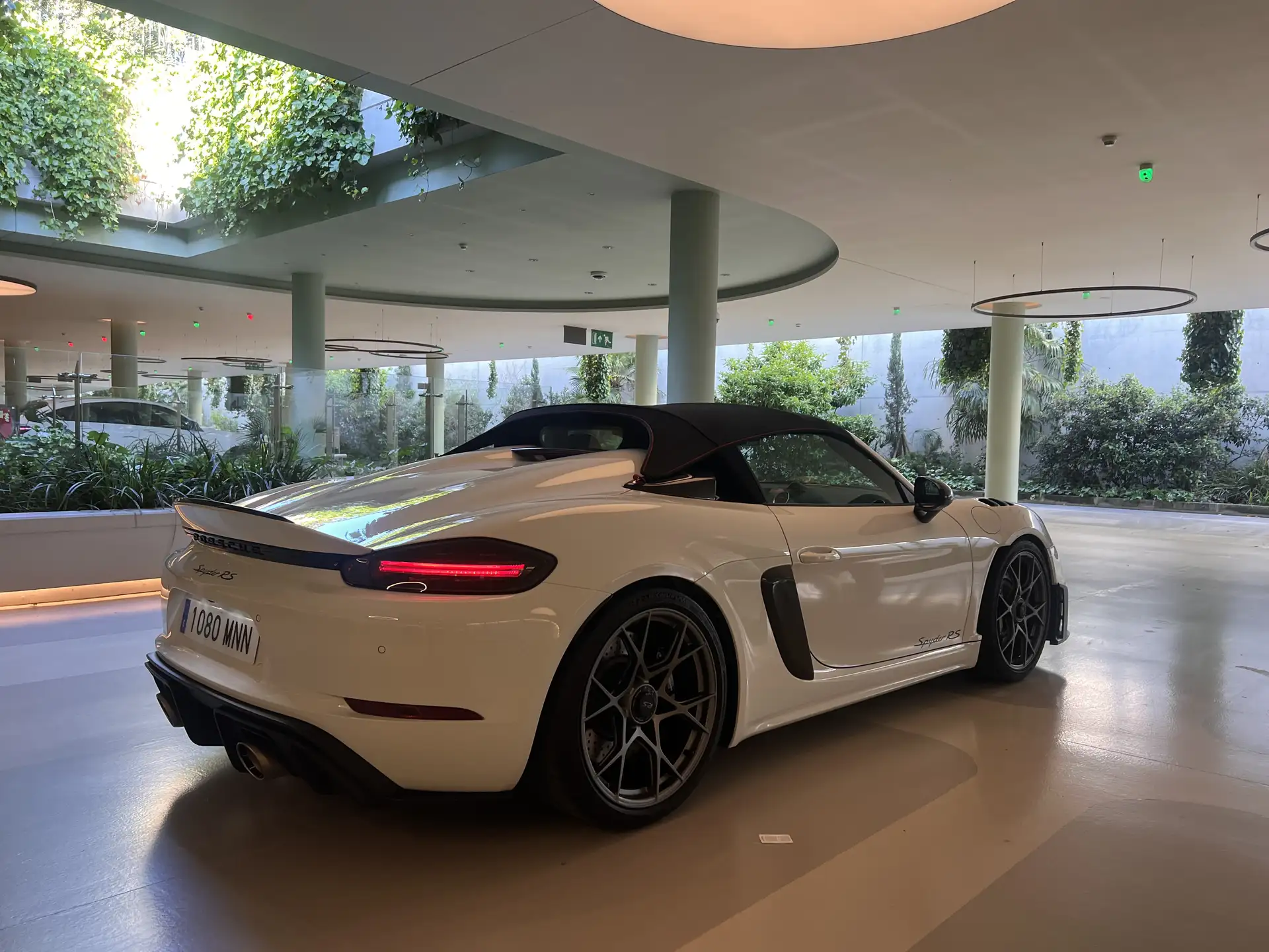 포르쉐 Porsche Boxster Boxster 718 Spyder 2024 화이트 사진 5