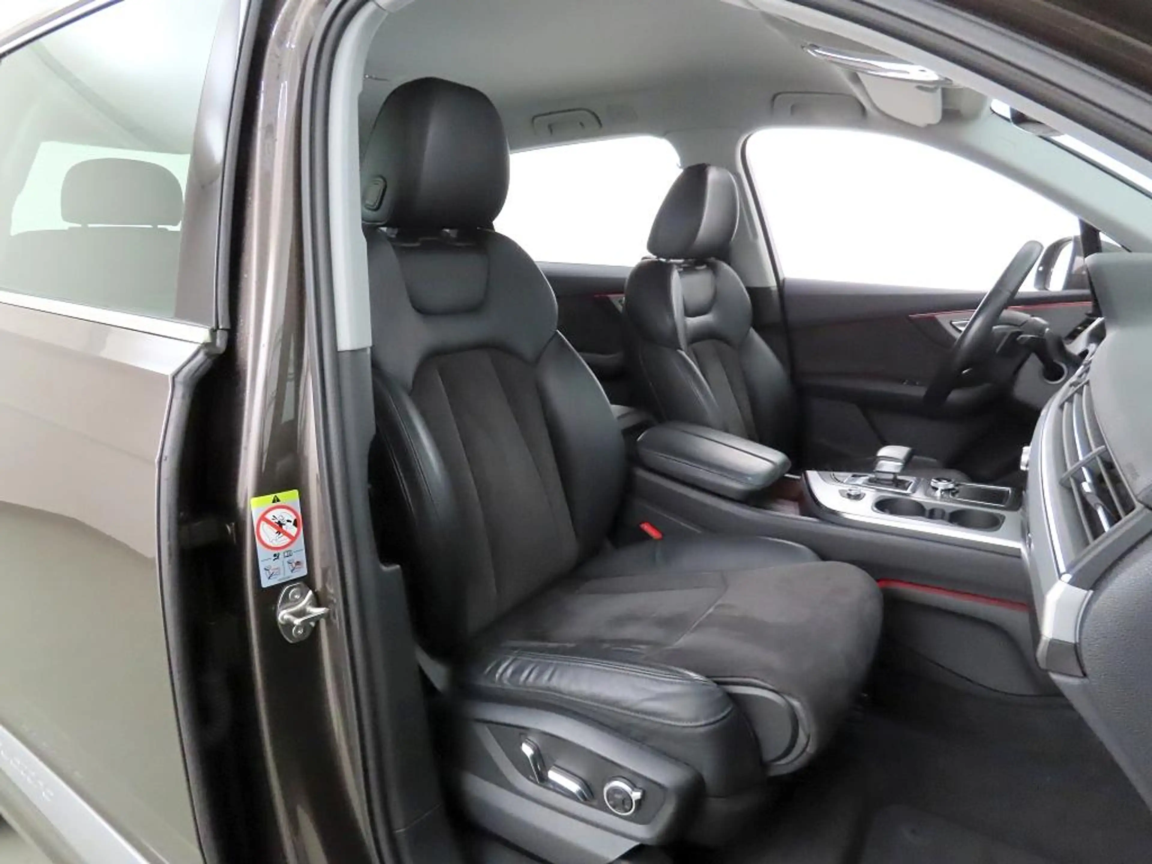 Audi Q7 3.0 Aut Hybrid 50 TDI quattro LED+StandHZ+AHK — photo 12