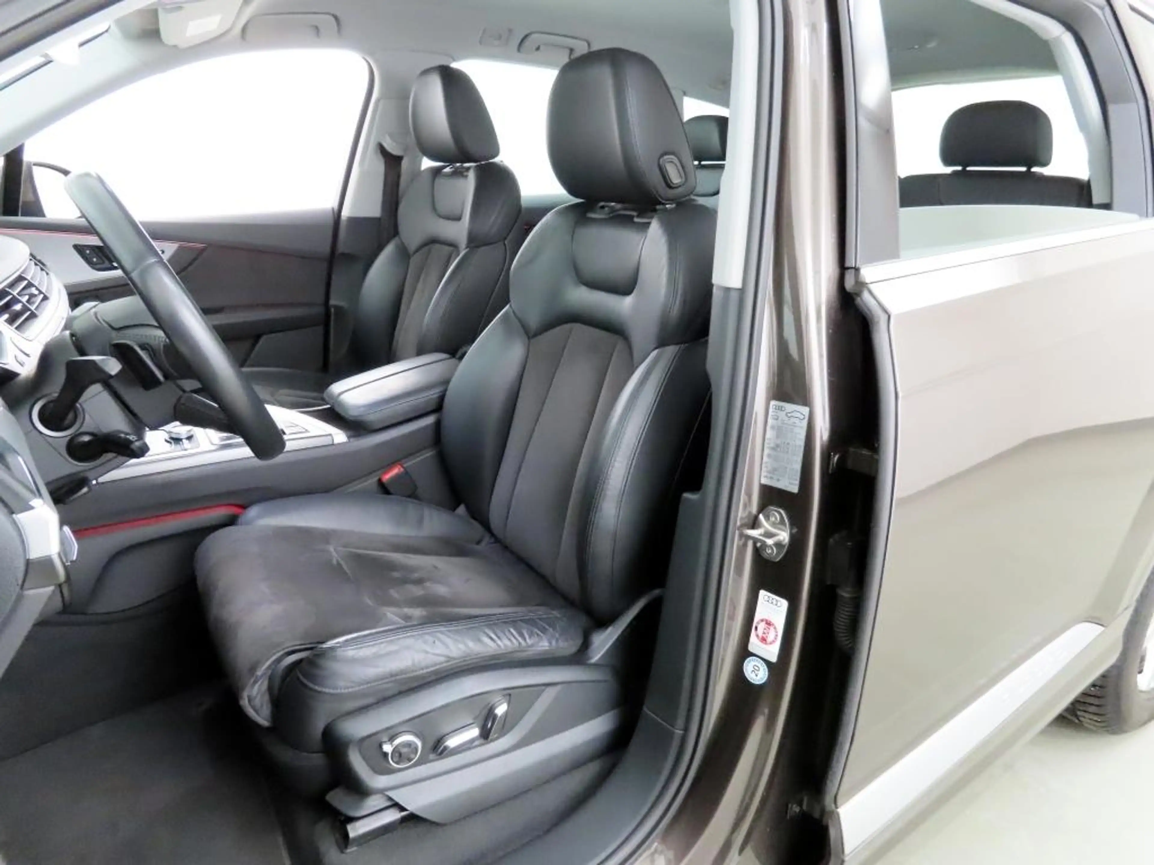 Audi Q7 3.0 Aut Hybrid 50 TDI quattro LED+StandHZ+AHK — photo 10
