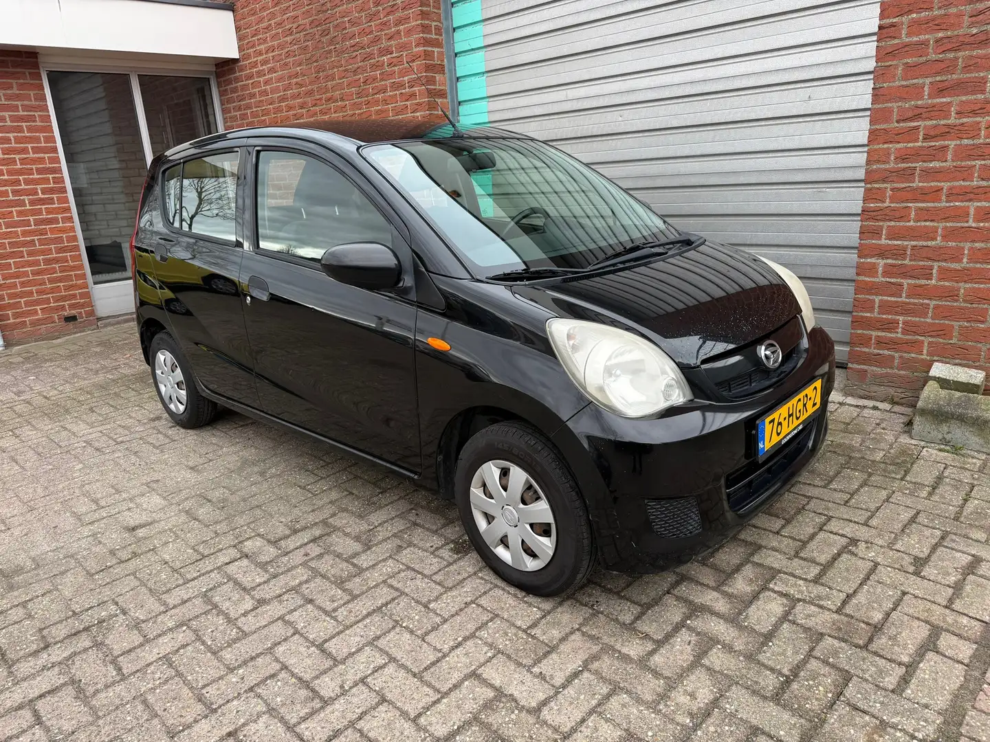 Daihatsu Cuore 1.0 Trend Bj:2008 NAP! Negro - 2