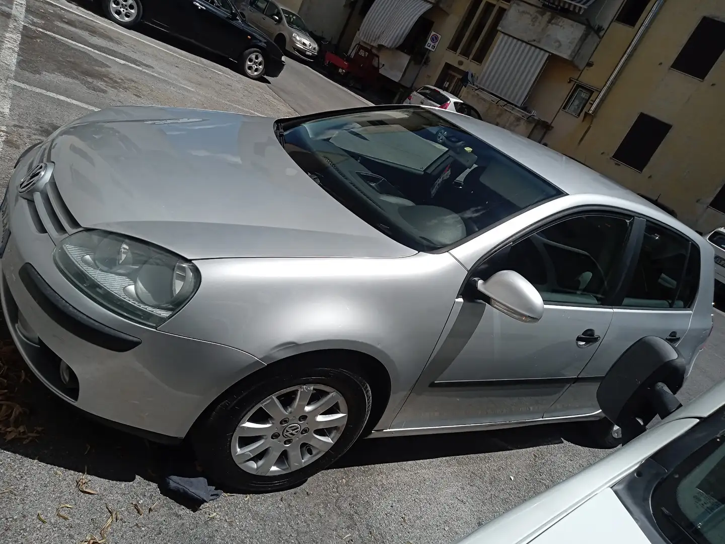 Volkswagen Golf 5p 1.9 tdi Highline 115cv - 1