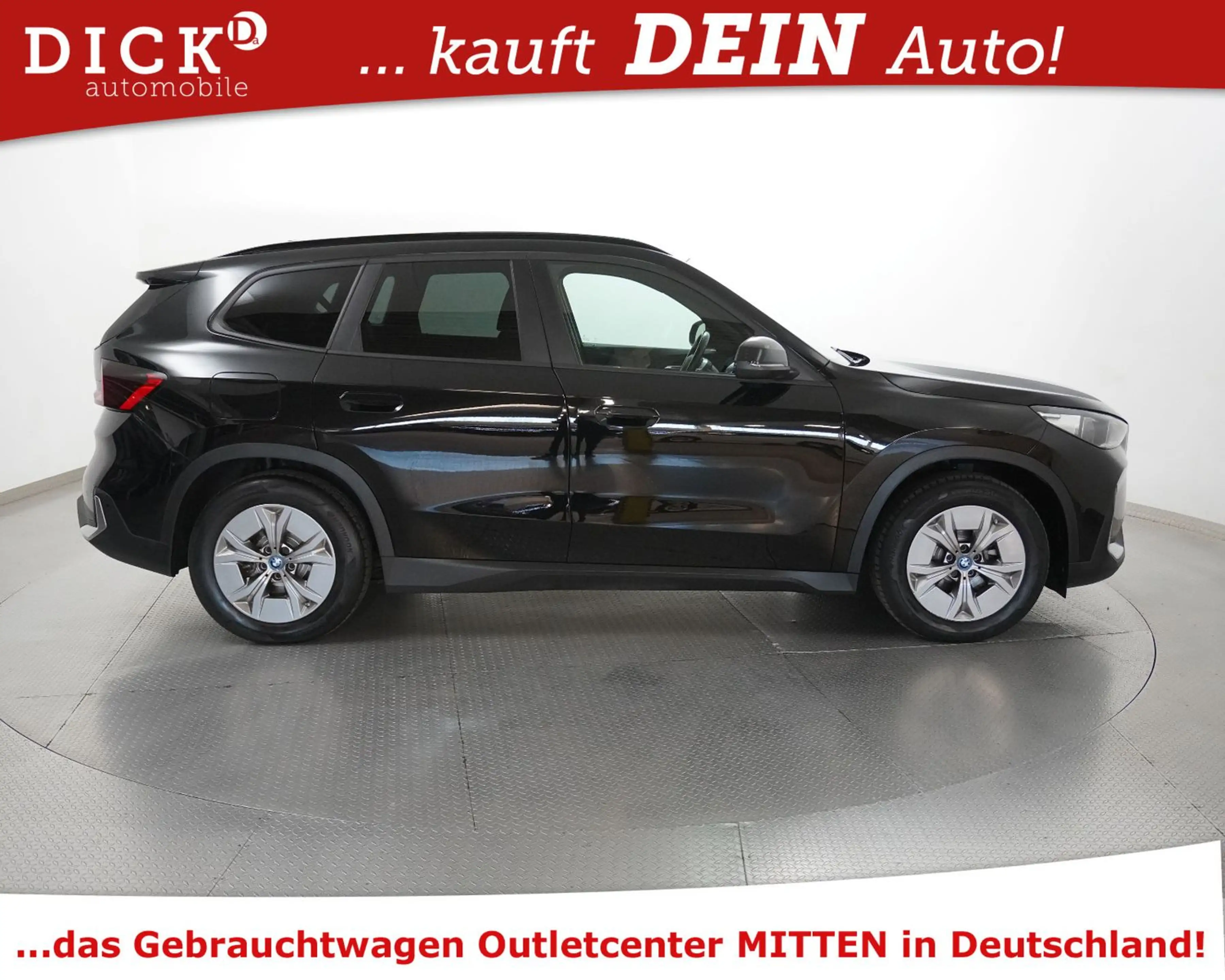 BMW iX1 30 xDr Sport LEDER+SHZ+SHADO+PROF+KAM+KEY+MF — photo 2