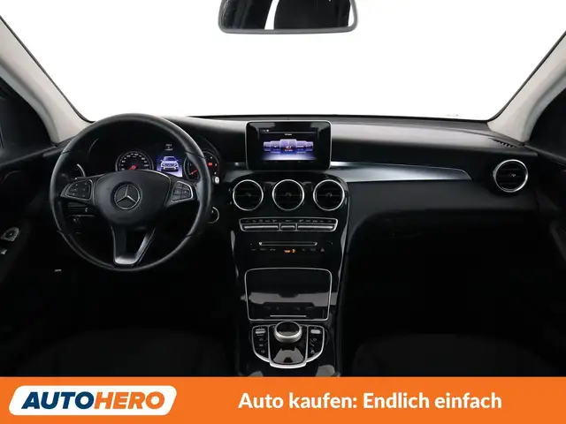 Mercedes-Benz GLC view 12