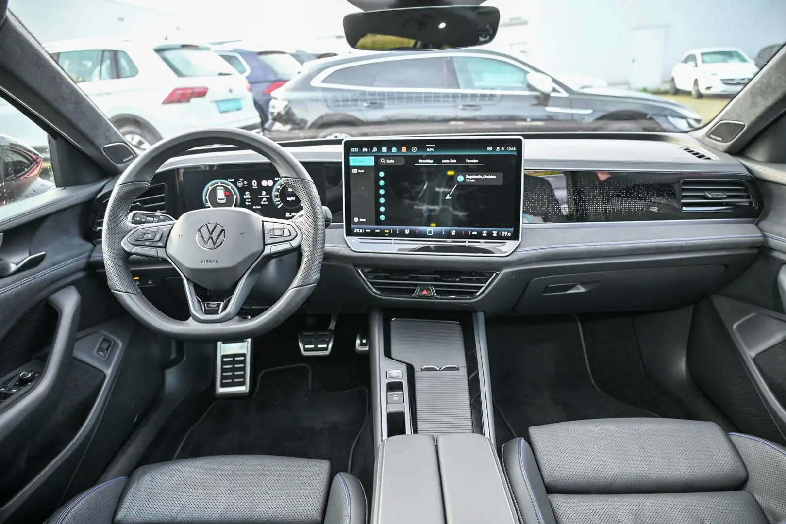 Volkswagen Passat Variant 2.0 TDI R-line "Signature" VOLL ! Rot - 2