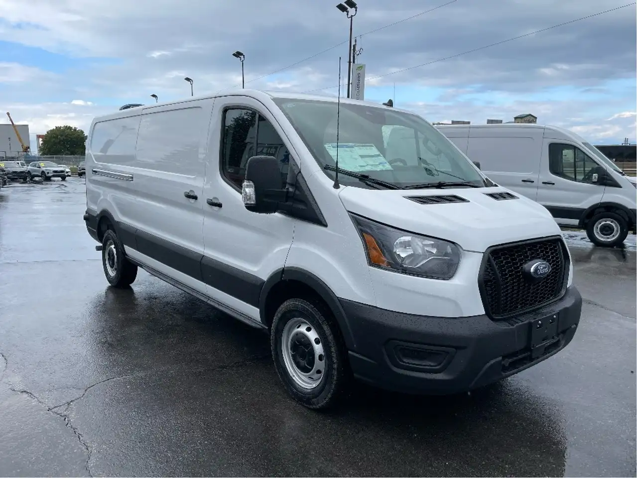 Ford Transit Cargo Van снимка Ford Transit Cargo Van