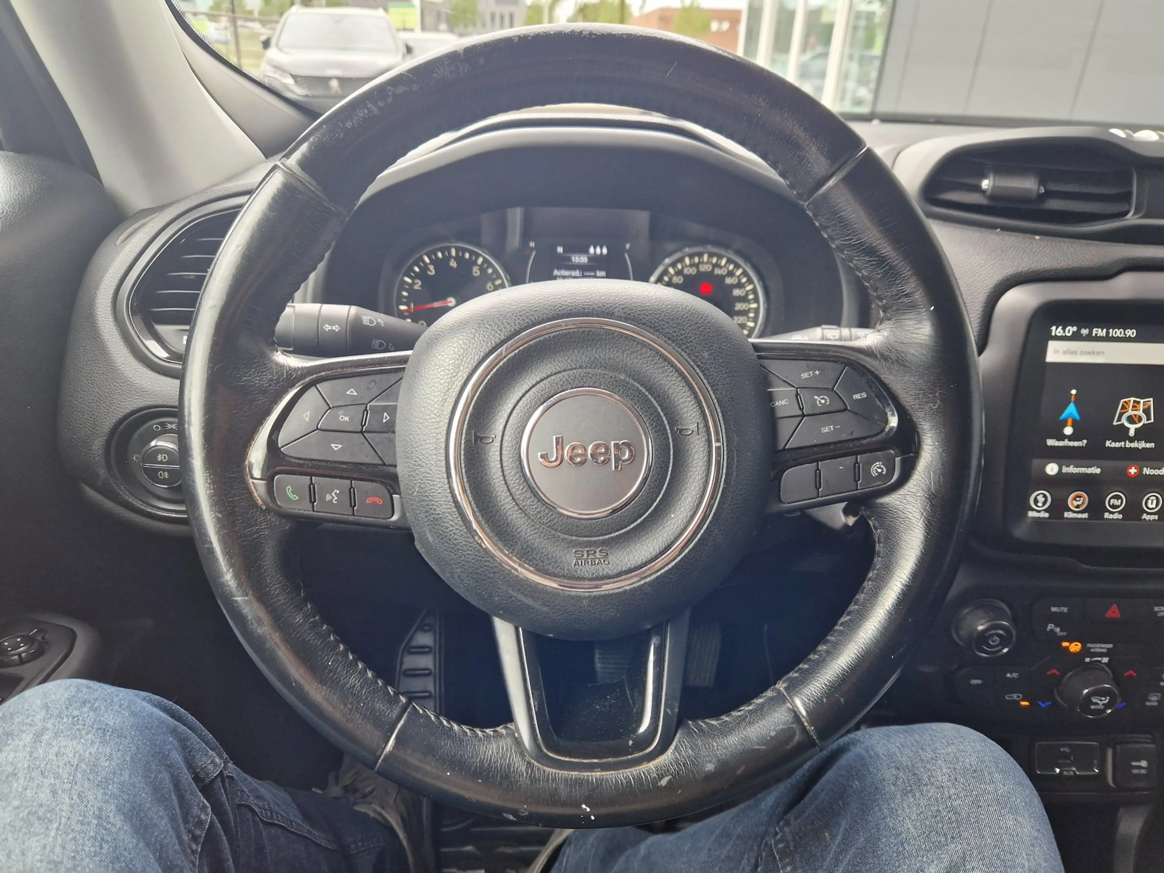 Jeep Renegade 1.6 E-Torq Night Eagle II — photo 16
