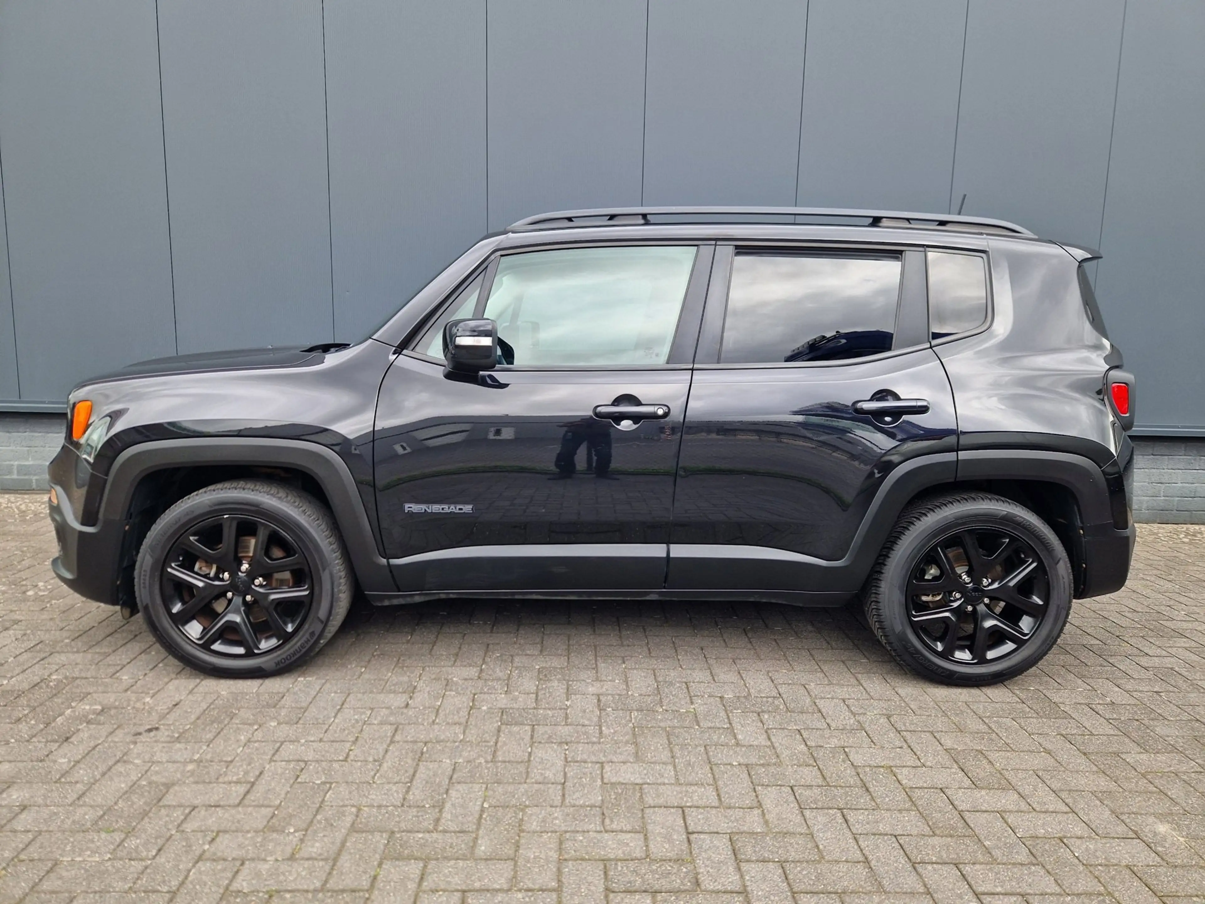 Jeep Renegade 1.6 E-Torq Night Eagle II — photo 2