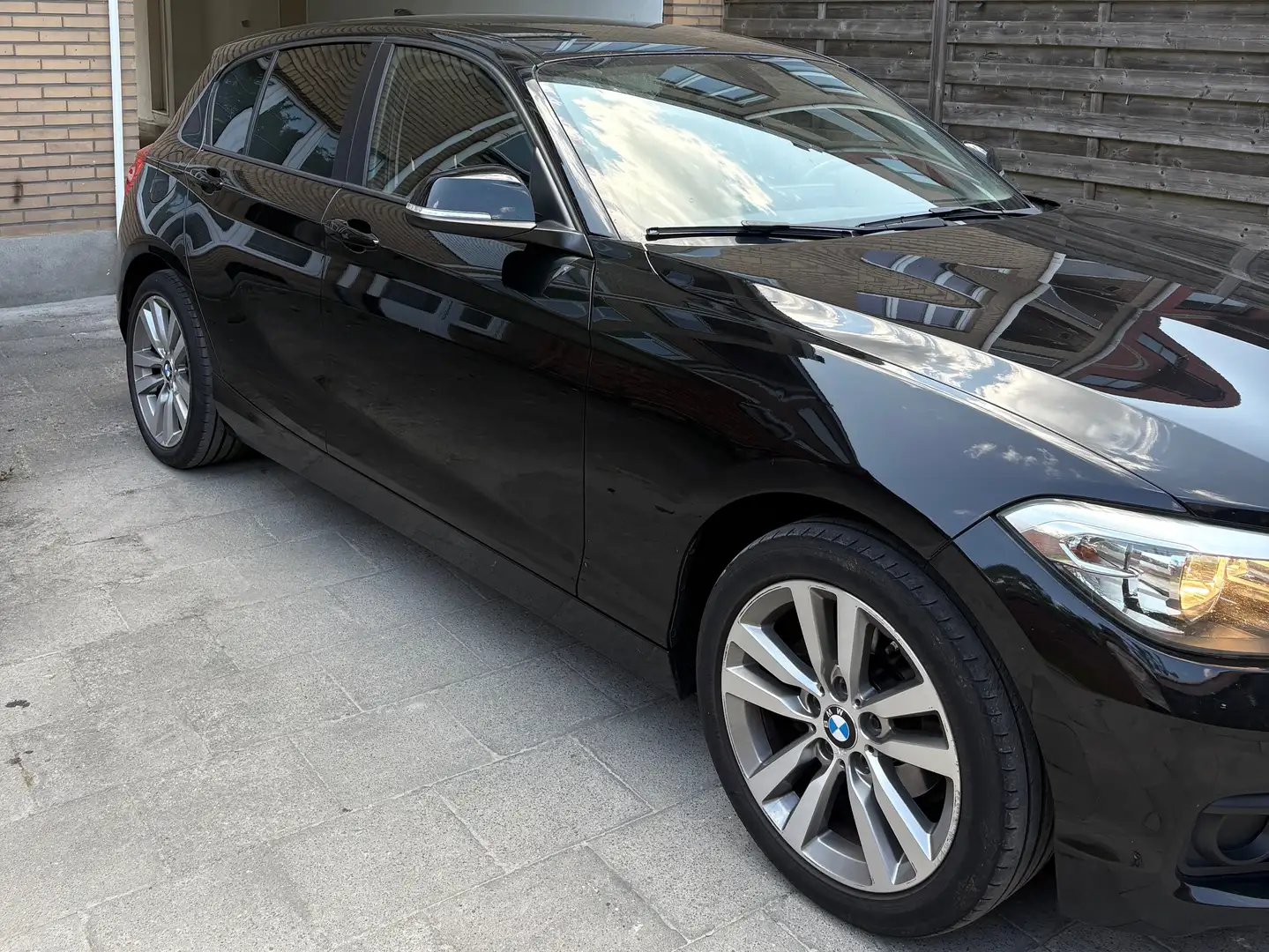 BMW 116 116i Zwart - 2